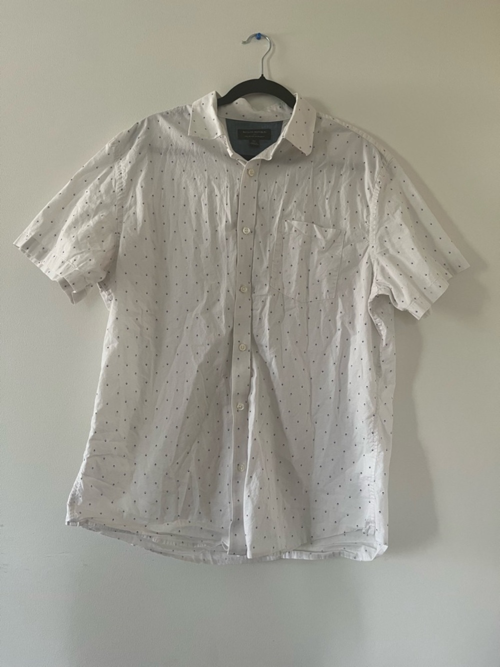 Banana Republic Summer Short Sleeve Button Up Shirt XL Cotton Micro Print Casual